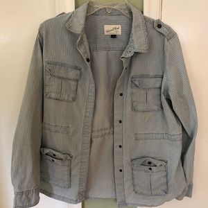 Universal thread “railroad jacket”